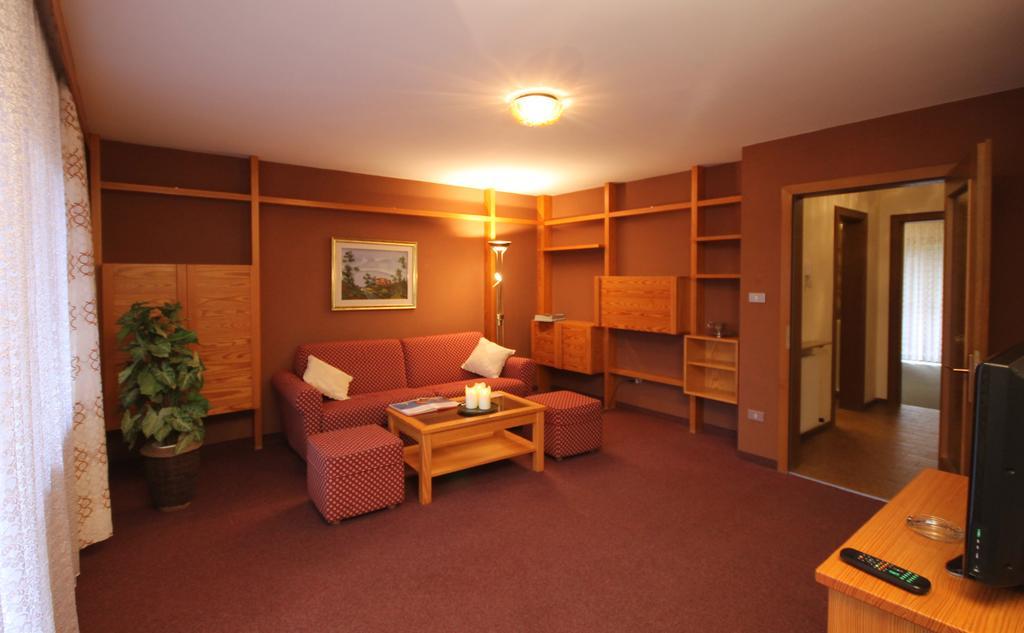 Residence Ben Ste Ortisei Rum bild